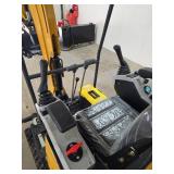 SDLANCH SDLE18P Mini Excavator - 1000KG Compact Digger