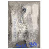 DARIBOM shoes size 39