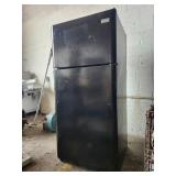 Frigidaire Top-Freezer Refrigerator - Retail: $75