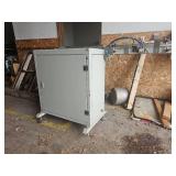 Industrial Belt Conveyor System with Control Cabinet - Retail: $1,200