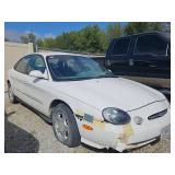 1999 Ford Taurus SE ~ WHITE