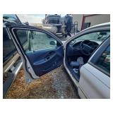 1999 Ford Taurus SE ~ WHITE