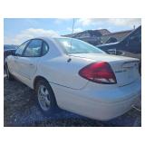 2004 Ford Taurus SE ~ WHITE