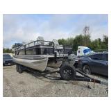 2021 LOWE TRITOON SF232 ~ BLACK and SILVER