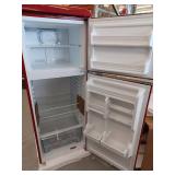Galanz 24 in. 10 cu. ft. Retro Top Freezer Refrigerator, Hot Rod Red, Frost Free, Energy Star - Retail: $599