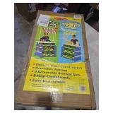 Melissa & Doug Wooden Grocery Store and Lemonade Stand - Reversible Awning, 9 Bins, Chalkboards: Playset for Creative Social Skills Development