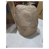 EMSCO Group Landscape Rock Natural Rock Appearance Small Lightweight Easy to Install