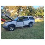 2000 Ford Explorer - Runs Good -