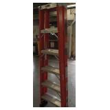 Louisville FM1406HD Fiberglass Step Ladder - Retail: $175