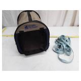 Portable Pet Home Soft-Sided Pet Carrier with leash