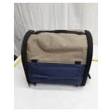 Portable Pet Home Soft-Sided Pet Carrier with leash