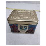 Vintage Mauna Loa Dark Chocolate Macadamia Tin