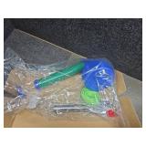 Diatomaceous Earth Applicator Garden Puffer Duster Powder Duster (Green) set of 2