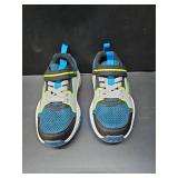 YESKIS Kids Light Up Sneakers for Boys Girls Running Tennis Shoes Lightweight Breathable Led Flashing FutuVibe Sport Athletic, Little Kid and Big Kid Size 12