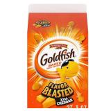 Goldfish Flavor Blasted Xtra Cheddar Cheese Crackers Carton - 27.3oz. BB 8 10 2025
