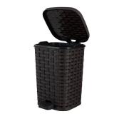 Superio Mini Trash Can with Foot Pedal Small Outdoor Garbage Can with Lid, 1.5 Gallon Plastic Waste Basket for Bathroom, Bedroom, Kitchen, Office, Patio (Wicker Brown 6 QT.)