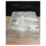 Berkshire 60 x 60 Velvet soft Floral Throw. Rose With Gift Box - Retail: $39