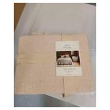 Full/Queen Jersey Quilt Oatmeal Heather - Thresholdâ¢: Knitted Coverlet, Heavyweight Fabric, Machine Washable - Retail: $79