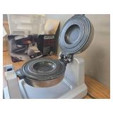 $400 Waring Gelato Panini Press, 120V, 5-15 Phase plug