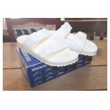 NIB Size 9 Birkenstock Shoes
