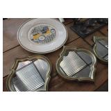 Metal Hanging Rack, Décor Plate & More