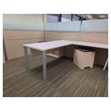 Modern Office Cubicle Set