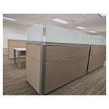Modern Humanscale Office Cubicle Workstation With 1 Suite and 4 Cubicles