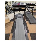 Life Fitness 9500HR Commercial Treadmill