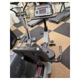 Life Fitness 9500HR Recumbent Exercise Bike