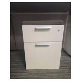 Modern L-Shaped Office Desk with Privacy Panel