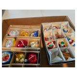 Miscellaneous small Christmas ornaments