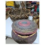 Woven basket with lid, large twig basket, small basket with sunflower