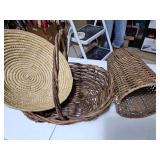 Small woman grass basket, twig basket and wicker basket