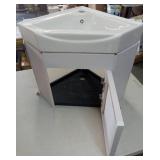 Modern White Bowl Small Kitchen Sink - Retail: $150