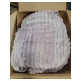 Bedelite Plush Throw Blanket & Two Pillowcase