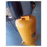 DEWALT 225 PSI 15 Gallon Workshop Compressor - Retail: $479