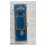 Vintage Gold-Tone Chain Bracelet with Enamel Colorado Shield Charm – Souvenir Jewelry  - Retail: $15