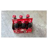 Vintage Coca-Cola Christmas 6-Pack Carrier - Retail: $25