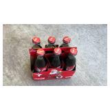 Vintage Coca-Cola Christmas 6-Pack Carrier - Retail: $25