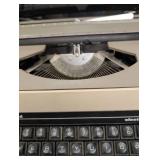 Underwood Electric 565 Typewriter