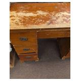 Traditional Wooden Knee-Hole Desk