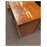 Traditional Wooden Knee-Hole Desk