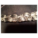Beautiful Metal Womans Necklace.
