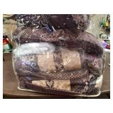Full Size Bedding Comfort Set. (Goes With 6268).