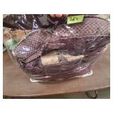 Full Size Bedding Comfort Set. (Goes With 6268).