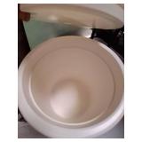 4 Gallon picnic cooler