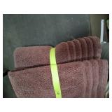 Matching Shower Towel & Hand Towel.