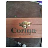 Corina Clipper Cigar Box