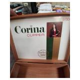 Corina Clipper Cigar Box