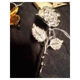 Misc. Broaches Lot
